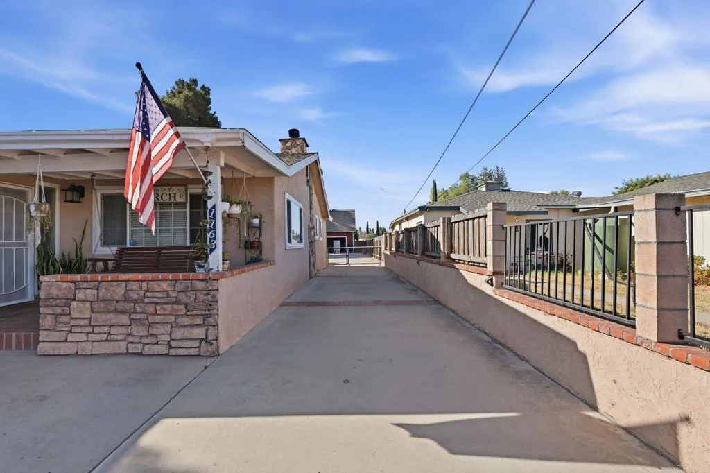 https://cdn.realtyfeed.com/cdn/127/307066947/825e09fe5173b7081440632e61950174.webp