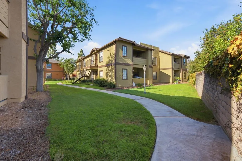 https://cdn.realtyfeed.com/cdn/127/307066950/0fdc078ba6831647734409e85ff608a9.webp