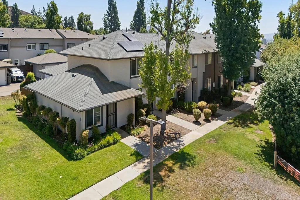 https://cdn.realtyfeed.com/cdn/127/307066953/b246292bda6f0fab79955b756f216bfc.webp