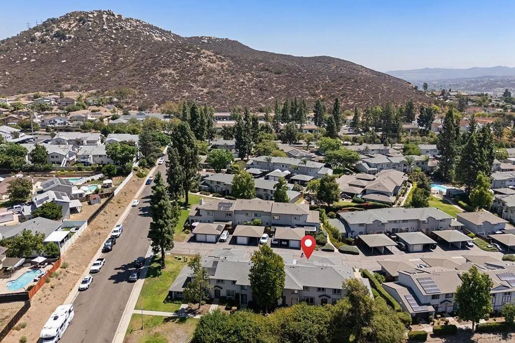 https://cdn.realtyfeed.com/cdn/127/307066953/f251dff8ed1563649f3b653af39ef706.webp