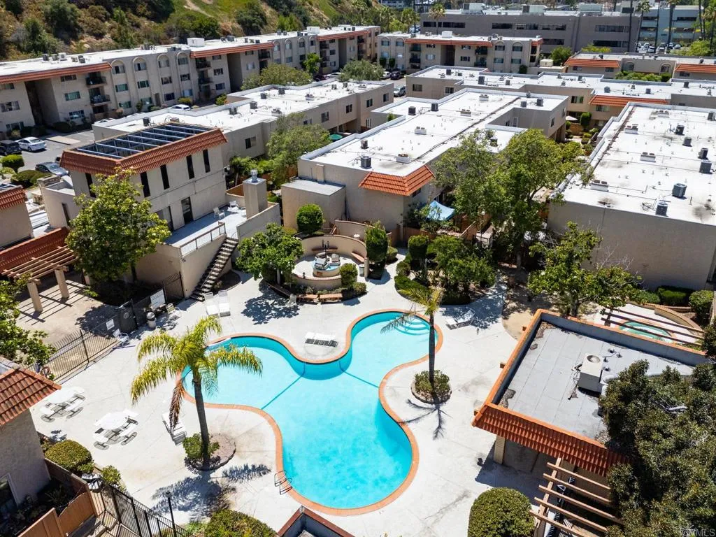 https://cdn.realtyfeed.com/cdn/127/307066954/4881cbdef46f97cd2007414e1b8c947f.webp