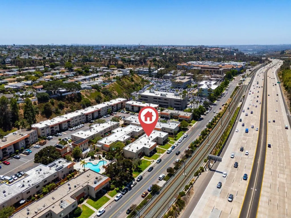 https://cdn.realtyfeed.com/cdn/127/307066954/a5e904e85b44462870b824fa7b369331.webp