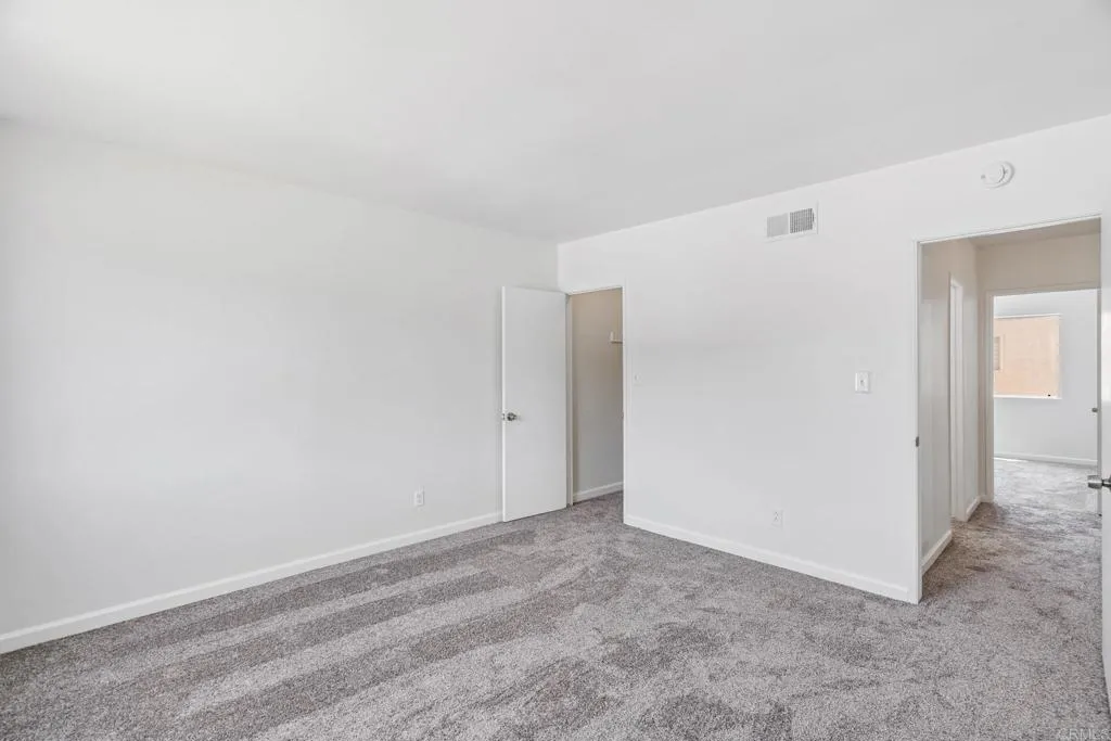 https://cdn.realtyfeed.com/cdn/127/307066954/bf69f48fd41ae2be53f014c77532d760.webp