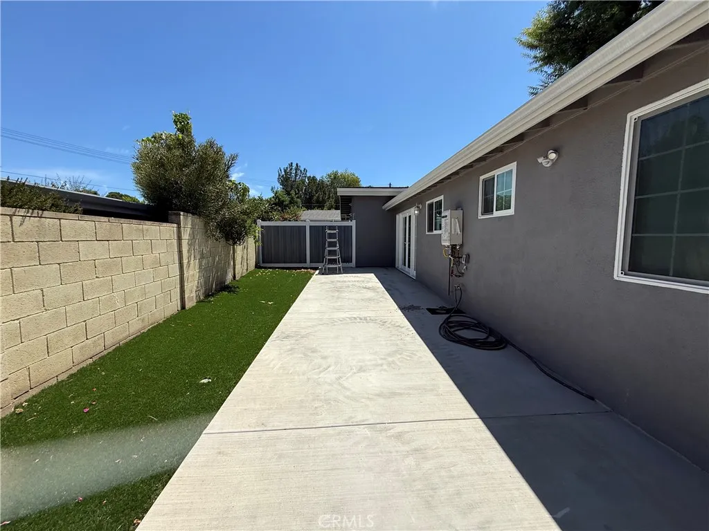 Granada Hills, CA 91344