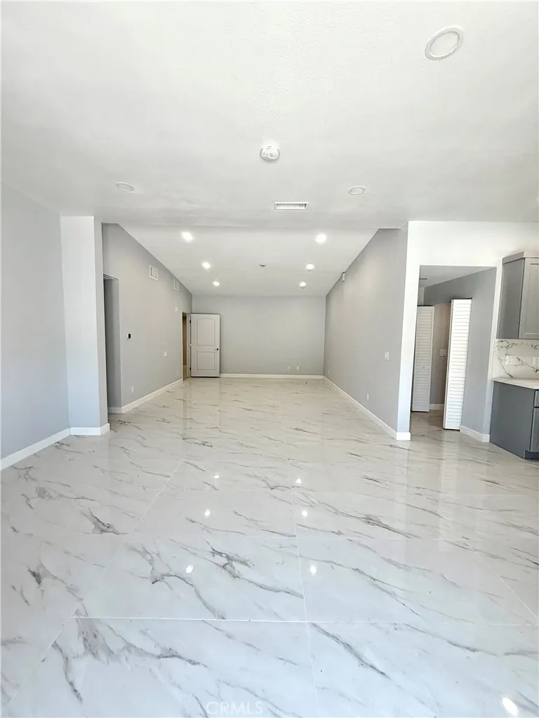 Granada Hills, CA 91344
