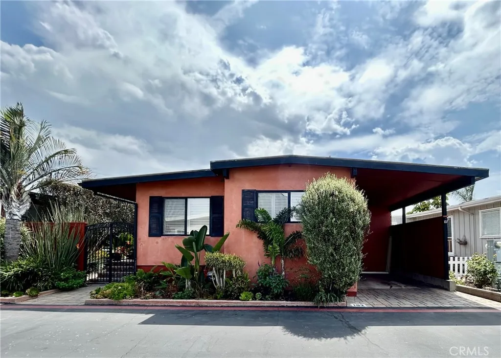 Newport Beach, CA 92660