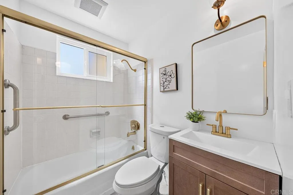 https://cdn.realtyfeed.com/cdn/127/307067077/a039e43ad927d9a7f31dbeddd053e1af.webp