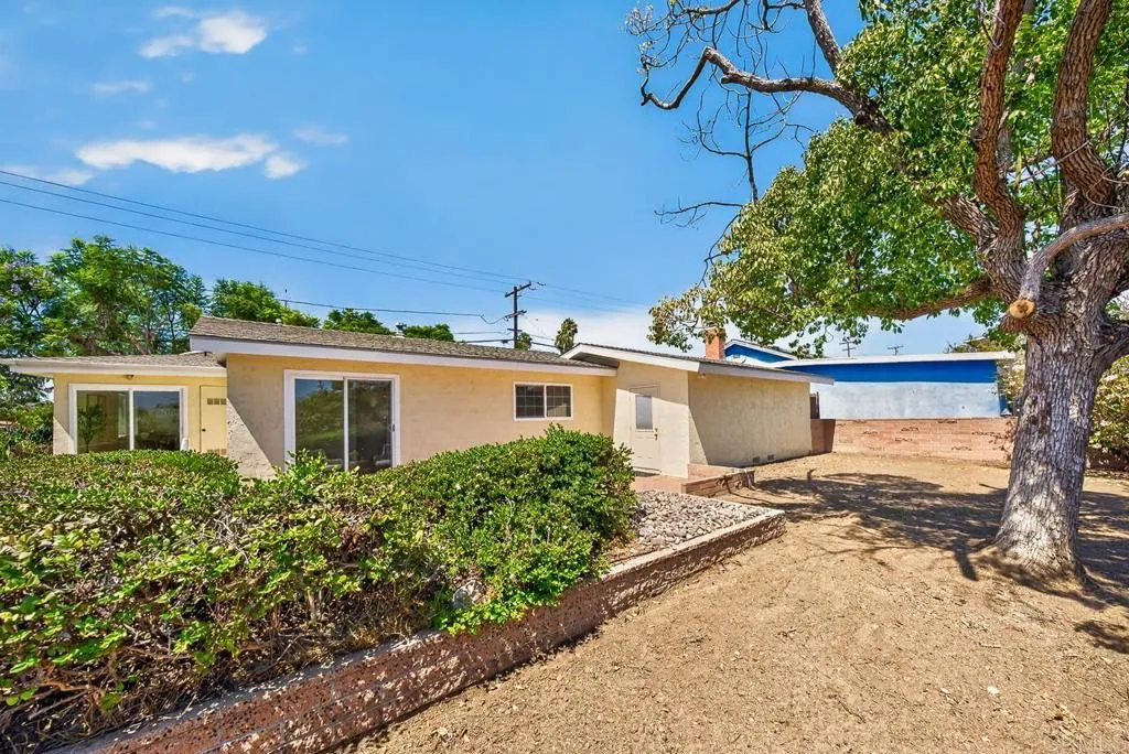 https://cdn.realtyfeed.com/cdn/127/307067077/dbf6875ad3f1ab533542af20b4647fdb.webp
