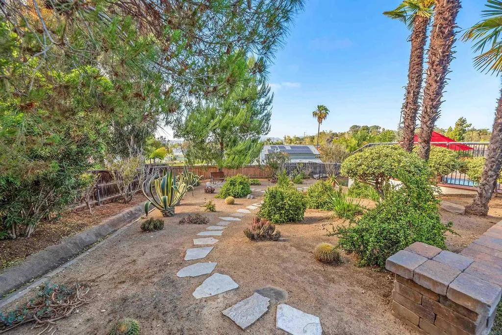 https://cdn.realtyfeed.com/cdn/127/307067098/453a9e025be7a8e7c74ff5fcb50b182b.webp