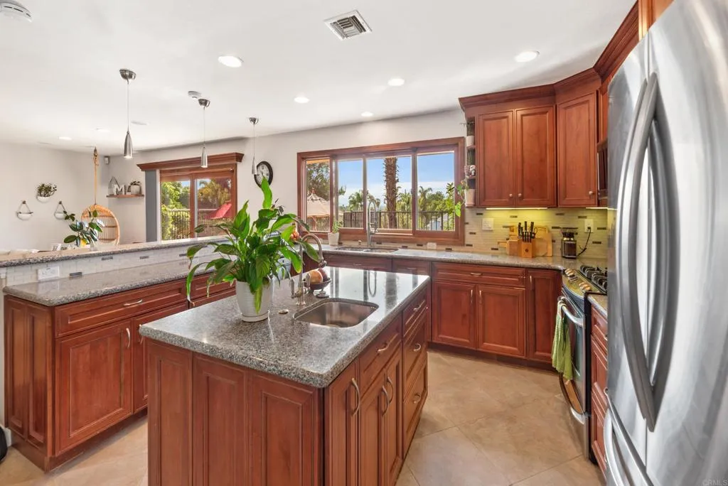 https://cdn.realtyfeed.com/cdn/127/307067098/a5ce60839212533be33468702e0b5e45.webp