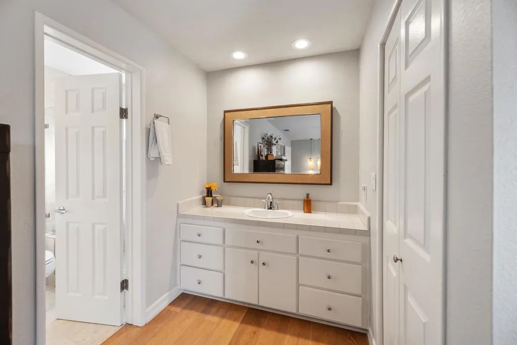 https://cdn.realtyfeed.com/cdn/127/307067098/cbbb1ff077ef16e7306aa5b2b08aec03.webp