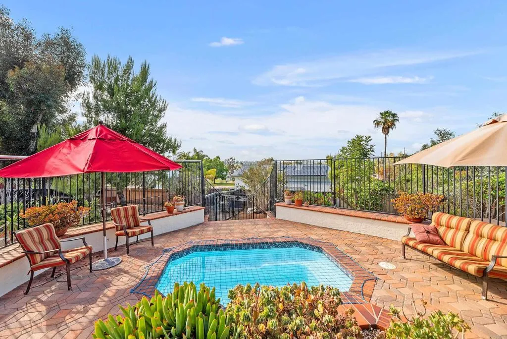 https://cdn.realtyfeed.com/cdn/127/307067098/d0bbc6be2eca5a4832705b964b7e8eb7.webp