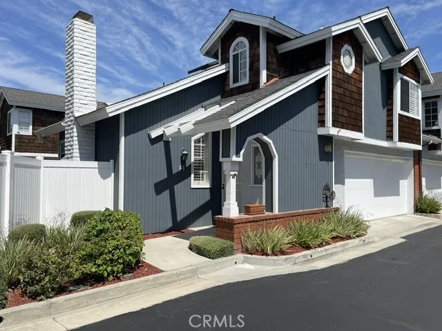 Costa Mesa, CA 92627