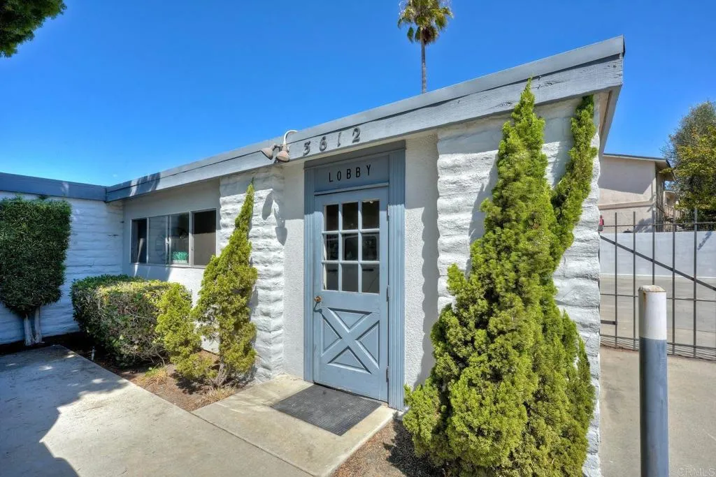 Oceanside, CA 92056