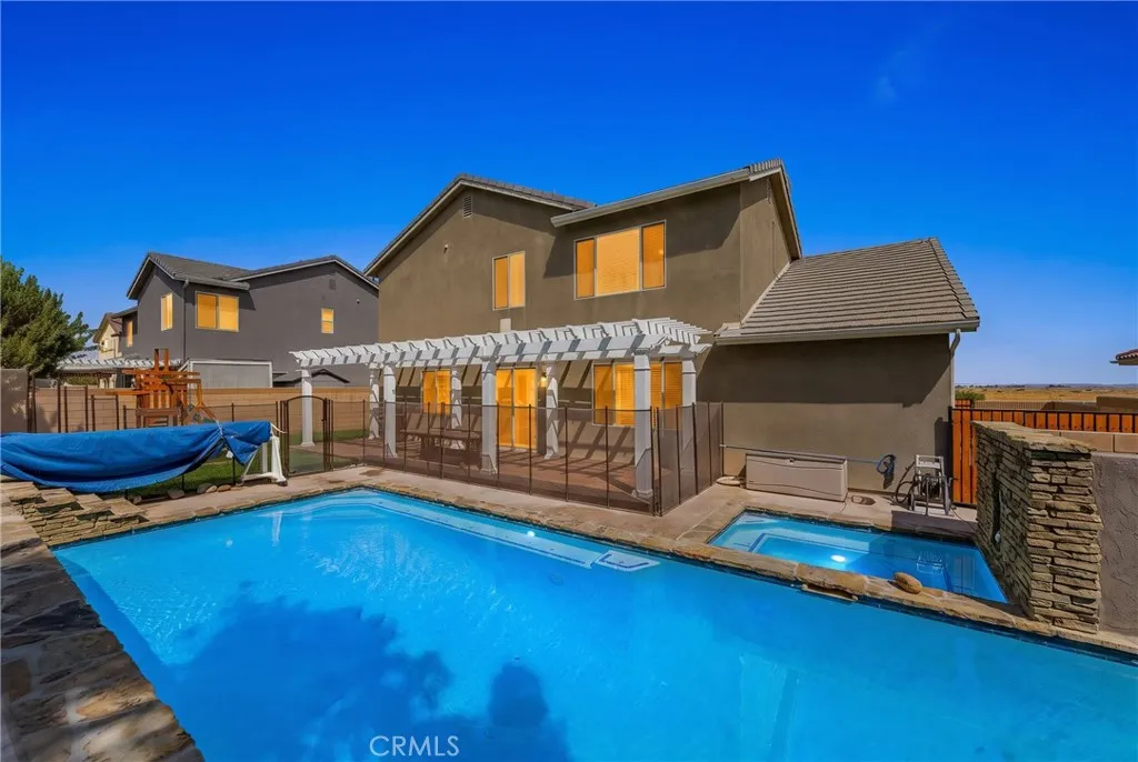 Lancaster, CA 93536