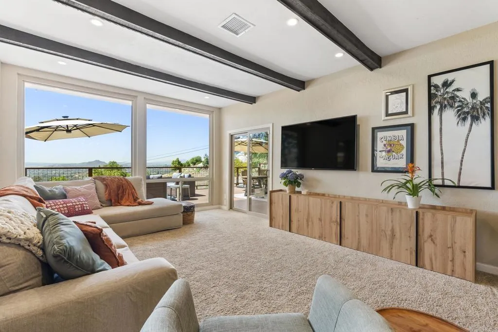 https://cdn.realtyfeed.com/cdn/127/307067171/1c36ec8145268edc04d56f453c885369.webp