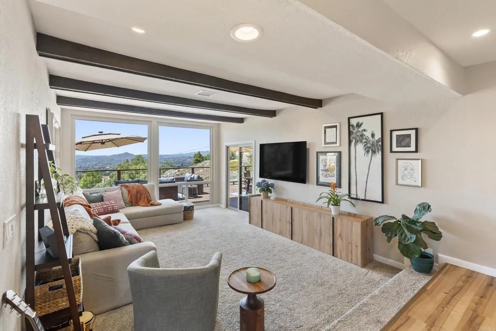 https://cdn.realtyfeed.com/cdn/127/307067171/45baf6733d817f7e63a8eba4afcefbb8.webp
