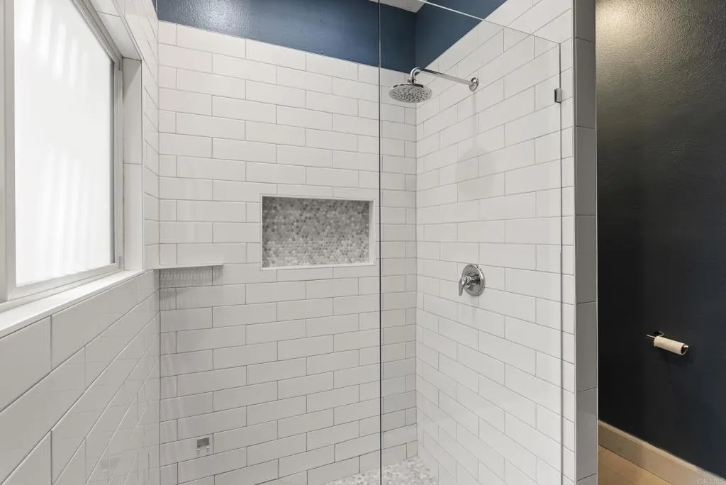 https://cdn.realtyfeed.com/cdn/127/307067171/df1c8c696cfba74f3904ca95ce429bde.webp