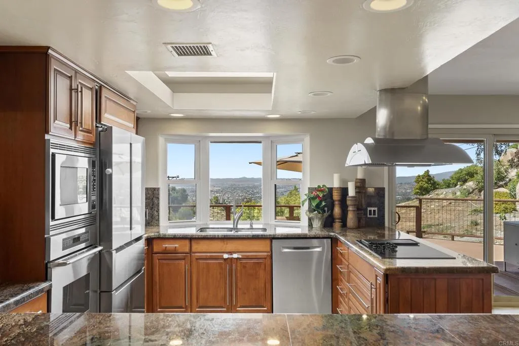 https://cdn.realtyfeed.com/cdn/127/307067171/e892761ebfe645c7ddef32d8ab9b3f85.webp