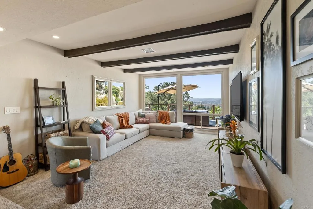 https://cdn.realtyfeed.com/cdn/127/307067171/ed359216fa364308be6c1d15ac1a6888.webp