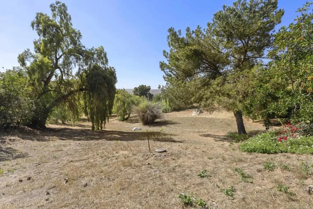 https://cdn.realtyfeed.com/cdn/127/307067171/fa883d52a018170ea2823a1140227121.webp