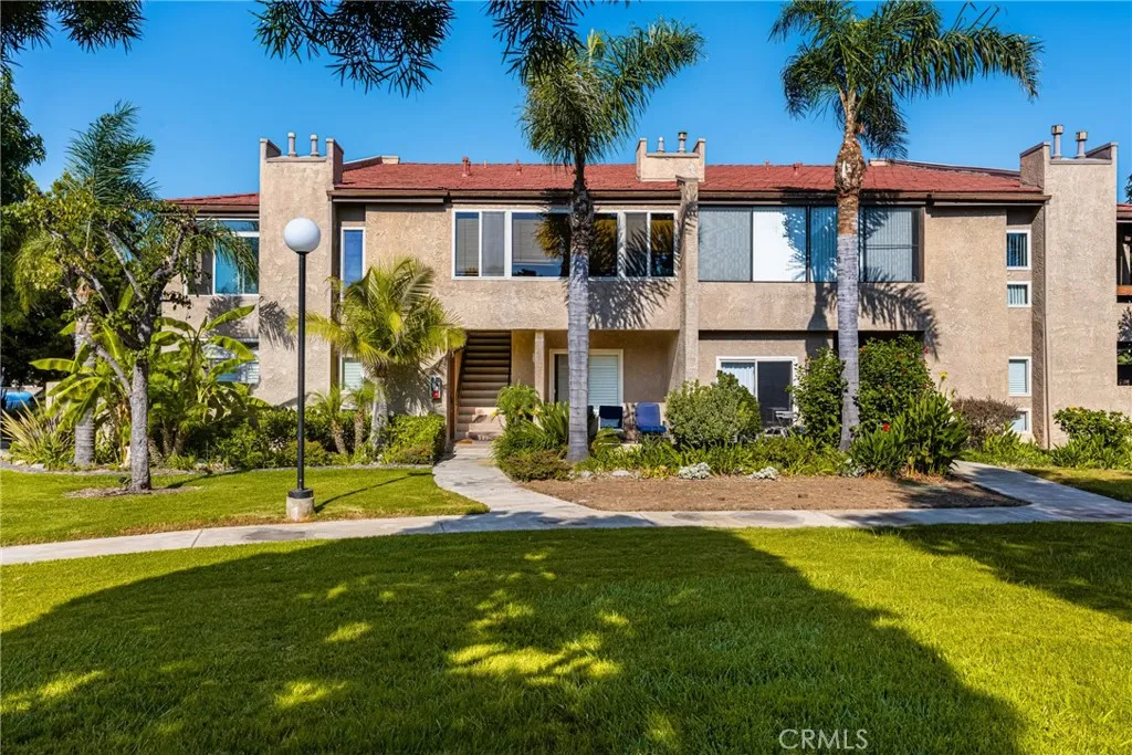 Huntington Beach, CA 92649