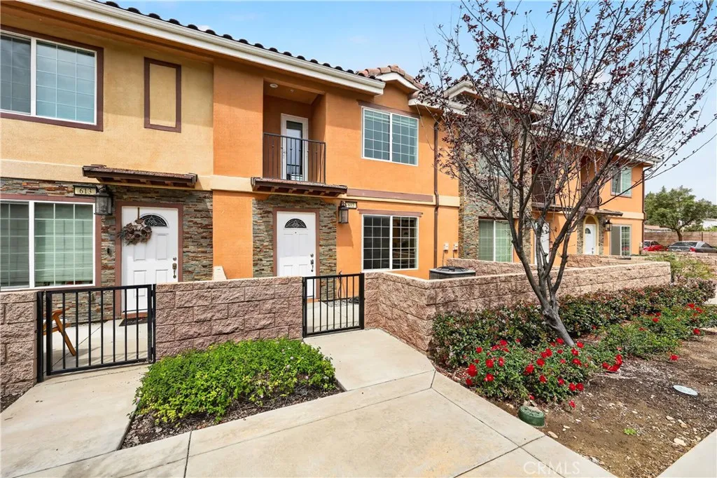 Fontana, CA 92335