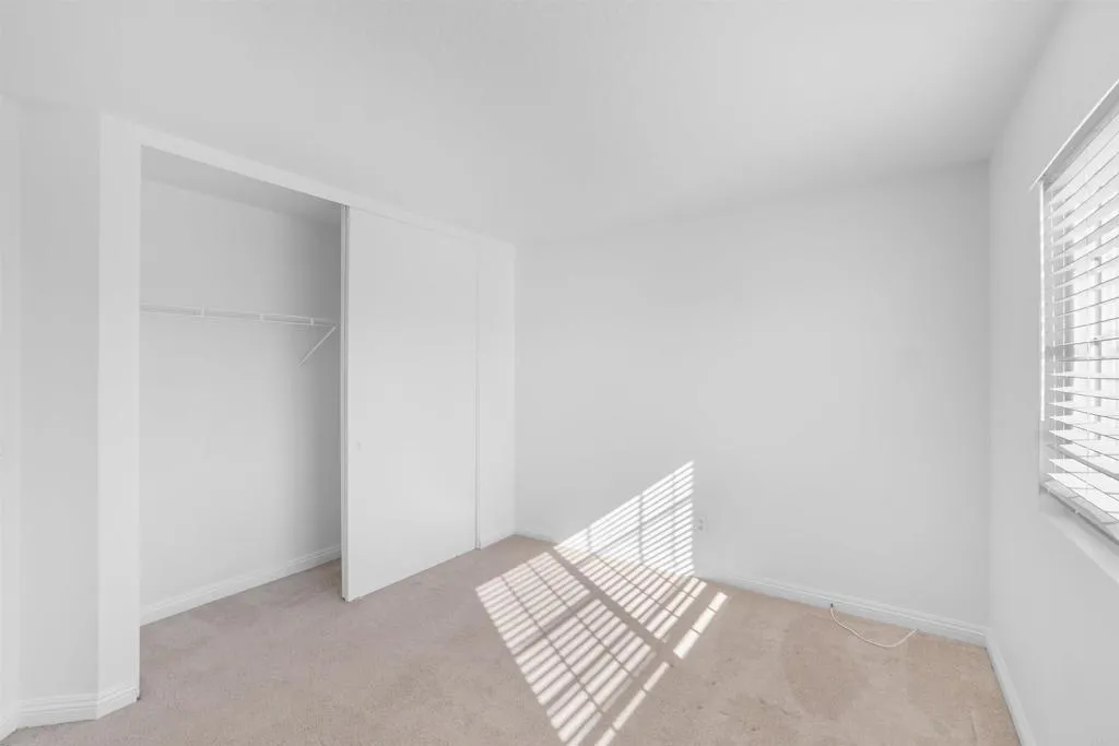 https://cdn.realtyfeed.com/cdn/127/307067217/259d76738ec7b500ffd8678876a416d2.webp