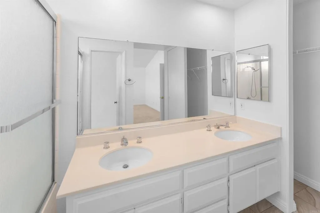 https://cdn.realtyfeed.com/cdn/127/307067217/2893903886a00b3703ed39bf101c6091.webp