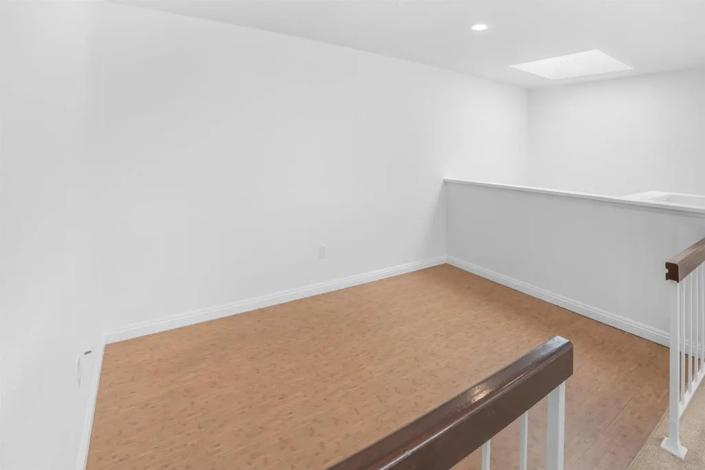 https://cdn.realtyfeed.com/cdn/127/307067217/c07a0d97c244b50c52a846603042efcb.webp