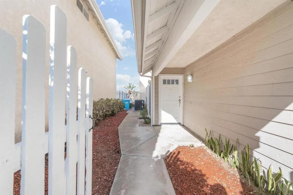 https://cdn.realtyfeed.com/cdn/127/307067217/d07b7541642e314ee223e2b98dcf9eb6.webp