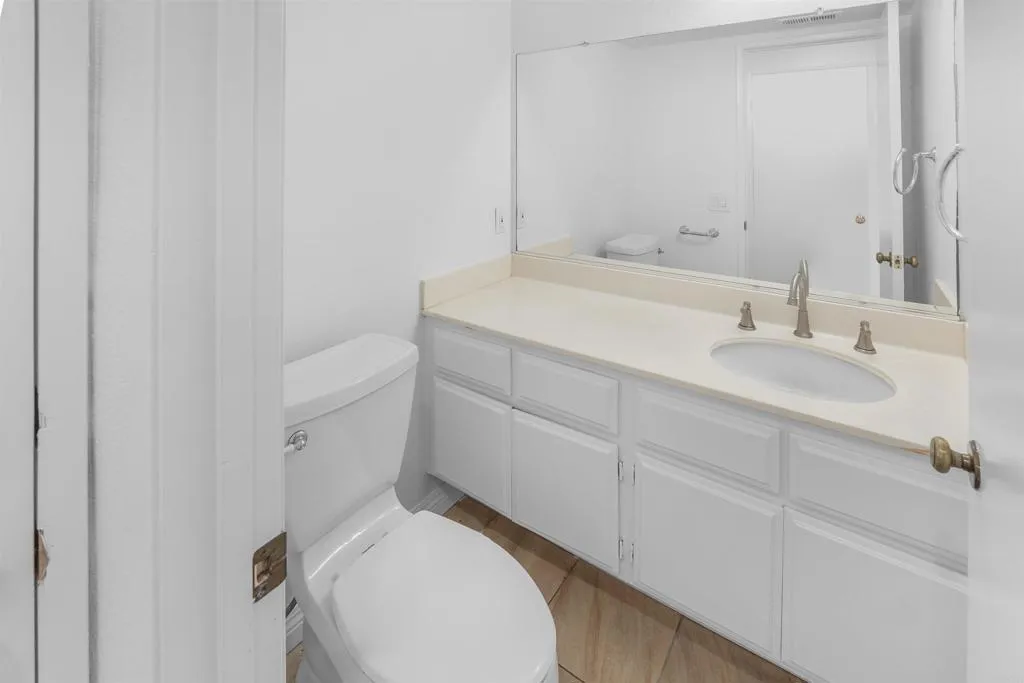 https://cdn.realtyfeed.com/cdn/127/307067217/e383c3c6de57828b42d6911682334ff5.webp