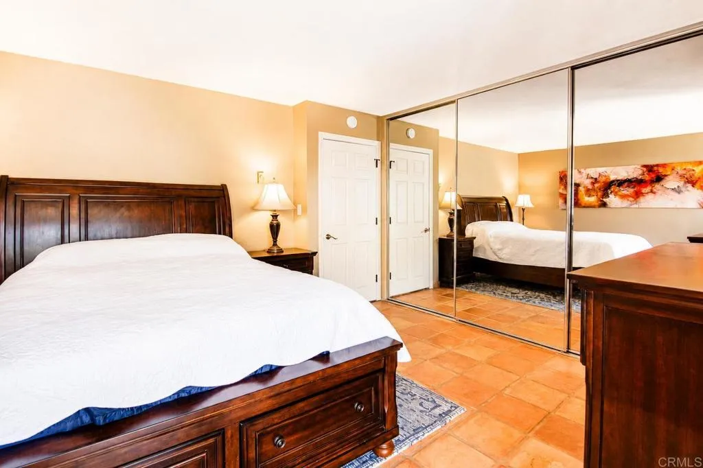 https://cdn.realtyfeed.com/cdn/127/307067224/0dffaf569604eb0bfe59abef5c64d304.webp
