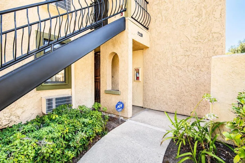 https://cdn.realtyfeed.com/cdn/127/307067224/7264a9c32aaeacd68f3af3681e2ab7be.webp