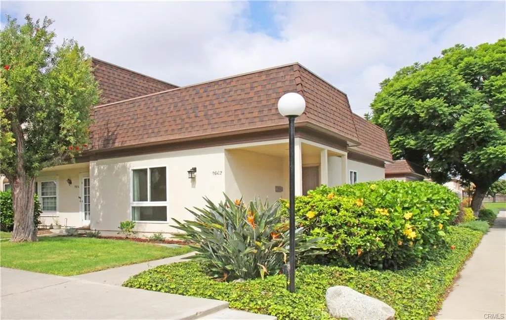 9862 Coral Cove Circle