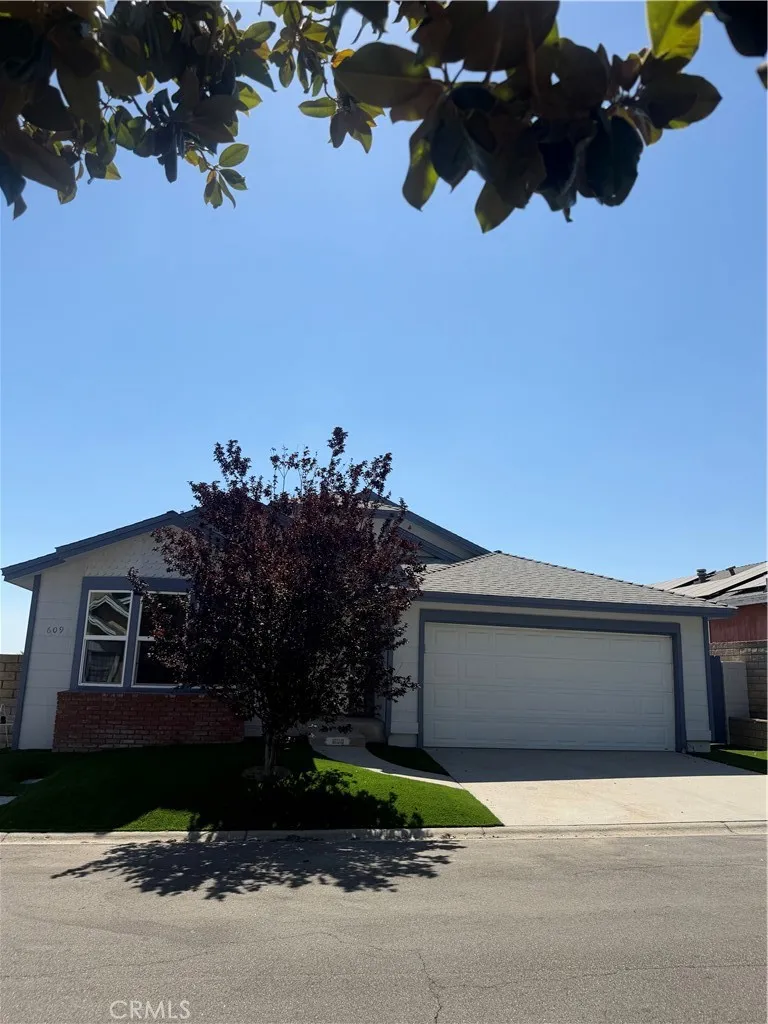 Sylmar, CA 91342