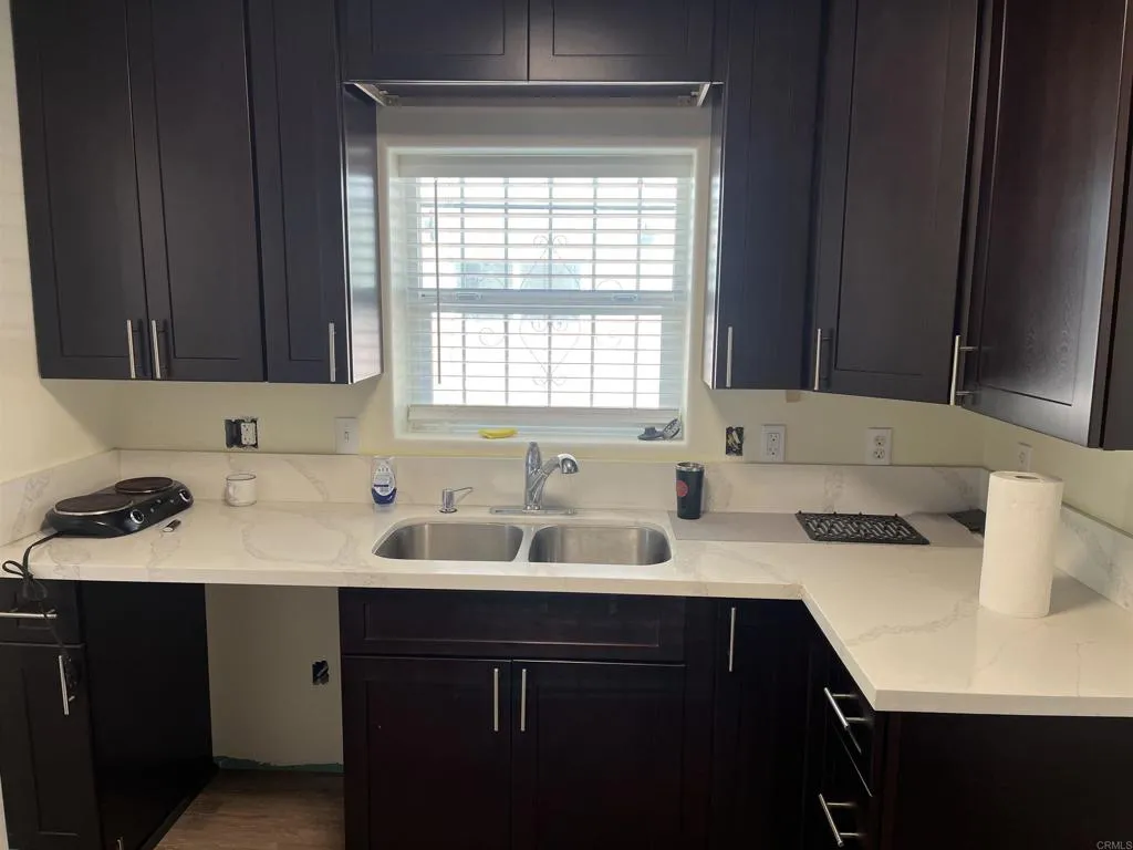https://cdn.realtyfeed.com/cdn/127/307067308/1ddfe36f5af58e33c107dcb7d3b968aa.webp