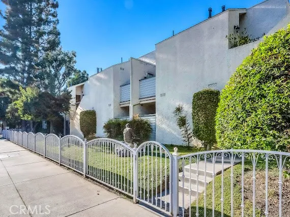 Tarzana, CA 91356