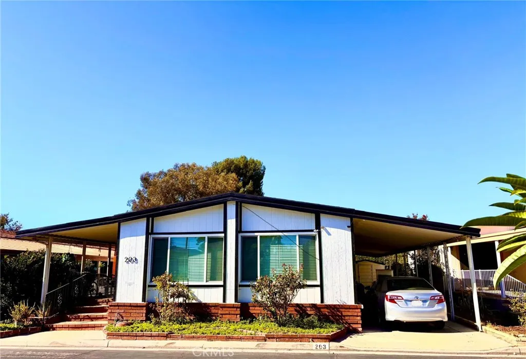 Anaheim, CA 92801