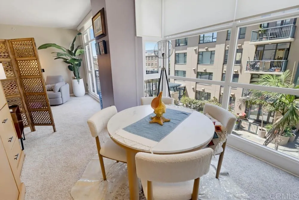 https://cdn.realtyfeed.com/cdn/127/307067524/279bf3467f1be32a858eb7cd1d94016e.webp