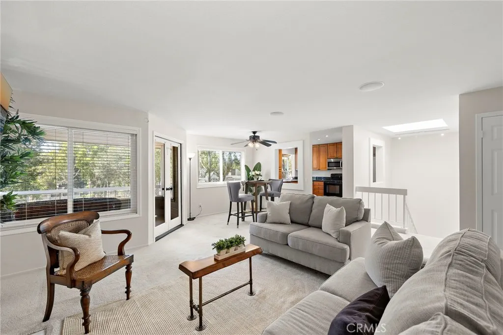 Laguna Hills, CA 92653