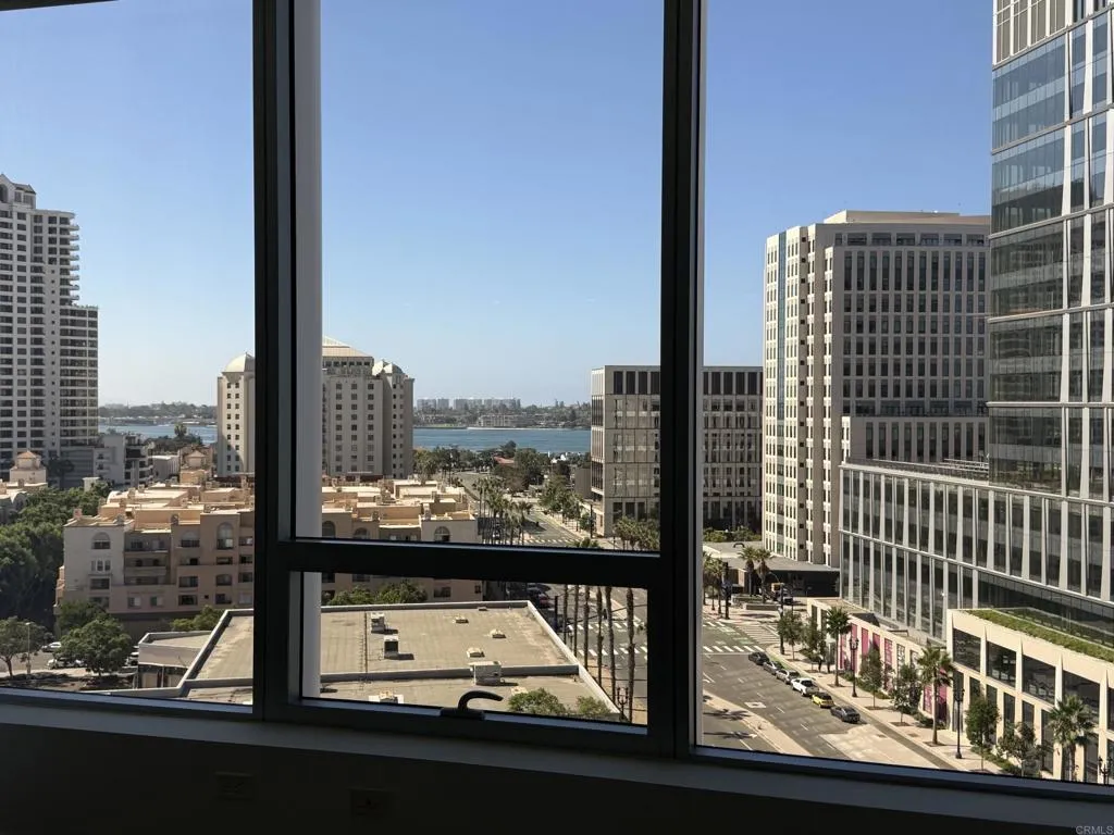 888 W E Street Unit 1203, San Diego, CA 92101 - Photo 3 of 23, San Diego, CA