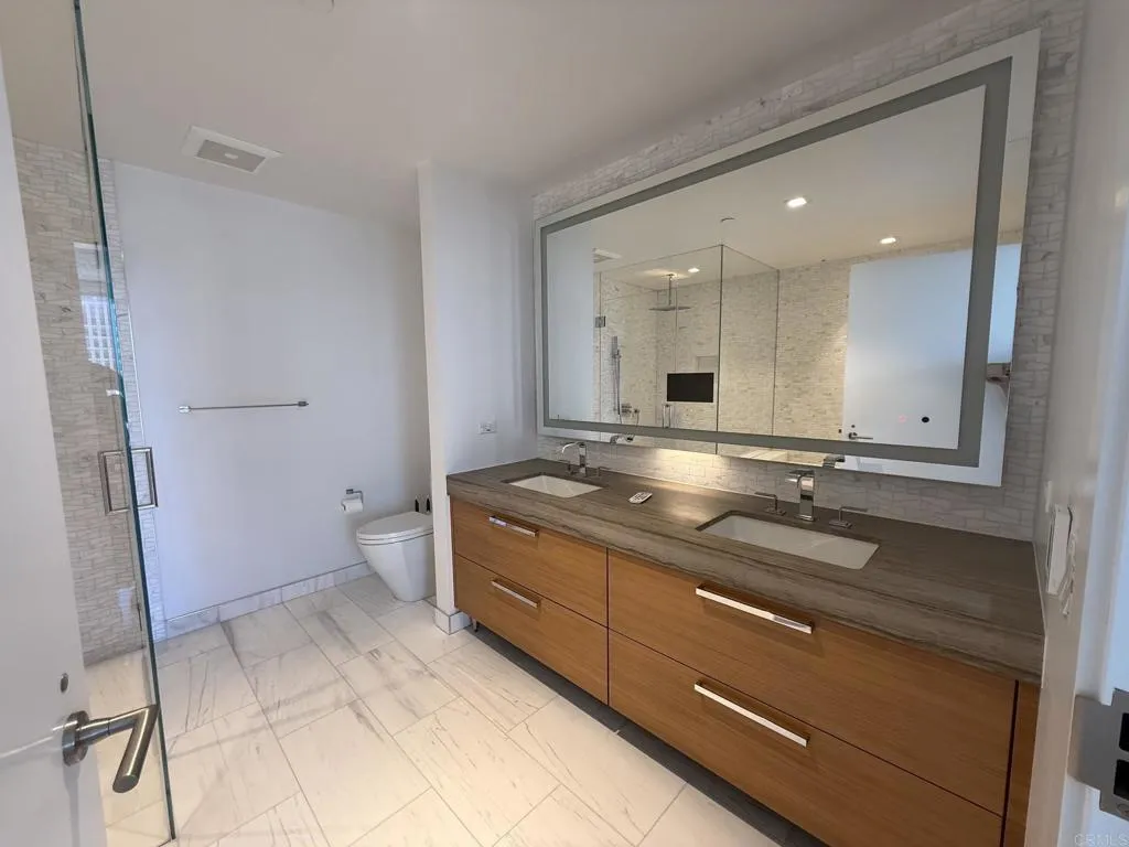 https://cdn.realtyfeed.com/cdn/127/307067551/5ff03fb97e20042c553787f5cefb7e44.webp