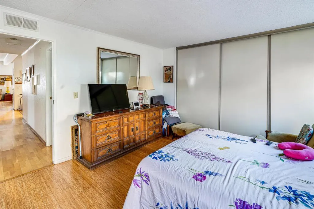 https://cdn.realtyfeed.com/cdn/127/307067583/d36a500d204735f717fc7f8992c6c94d.webp