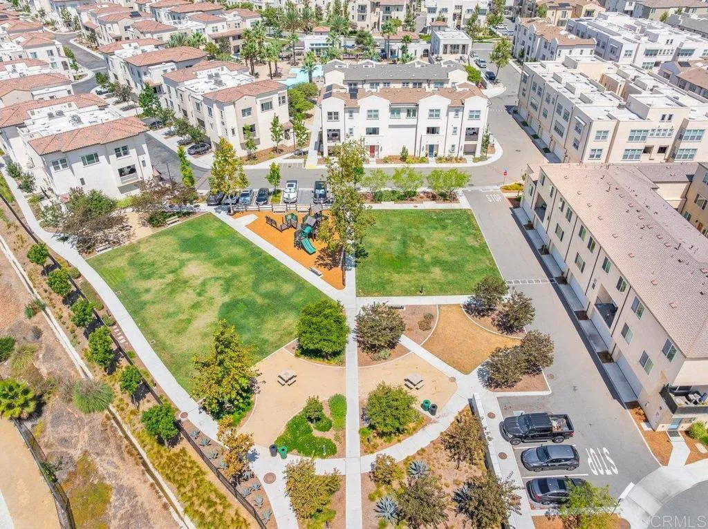 https://cdn.realtyfeed.com/cdn/127/307067584/1d77ea99d8d77d7fe959f133e58d74af.webp