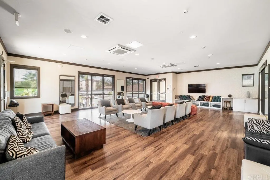 https://cdn.realtyfeed.com/cdn/127/307067584/21228ab6dfc17ae5cdbc06f88e9fe6af.webp
