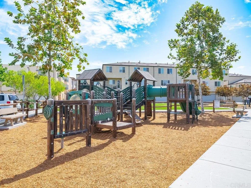 https://cdn.realtyfeed.com/cdn/127/307067584/a8b17c81873fabc5399b82024a7218eb.webp