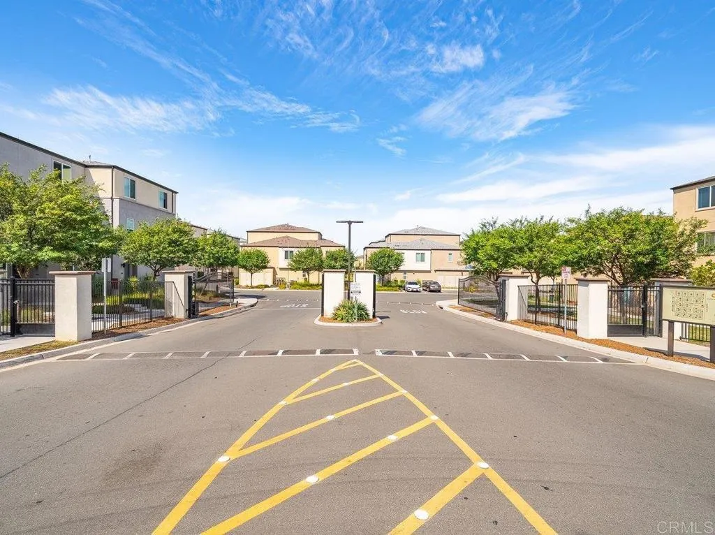 https://cdn.realtyfeed.com/cdn/127/307067584/ede7eb06ec55dabbd7fdd5292c9029af.webp