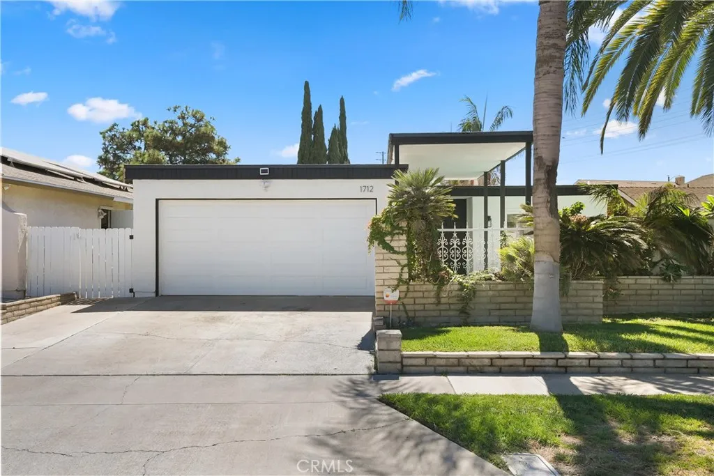 Anaheim, CA 92807