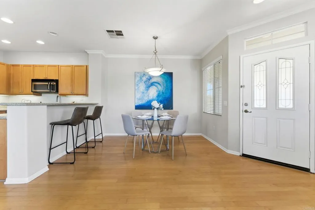 https://cdn.realtyfeed.com/cdn/127/307067643/90b50005fc535d7c6782a2b3cf998bb7.webp